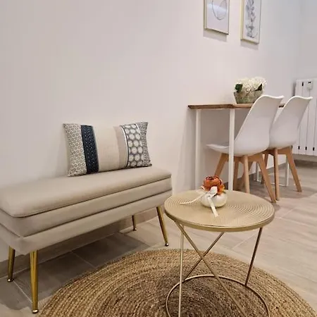 Lägenhet Bilocale Vicino Al Policlinico, Hesperia E Centro Storico Fibra Wi-fi Modena