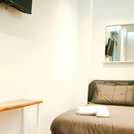 Bilocale Vicino Al Policlinico, Hesperia E Centro Storico Fibra Wi-fi Modena