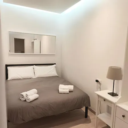 Bilocale Vicino Al Policlinico, Hesperia E Centro Storico Fibra Wi-fi Modena